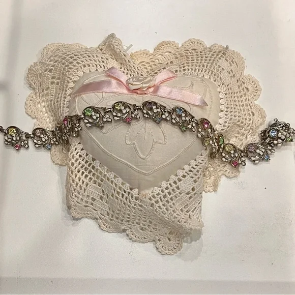 Fashion Jewelry Necklace - Picture 6 of 6